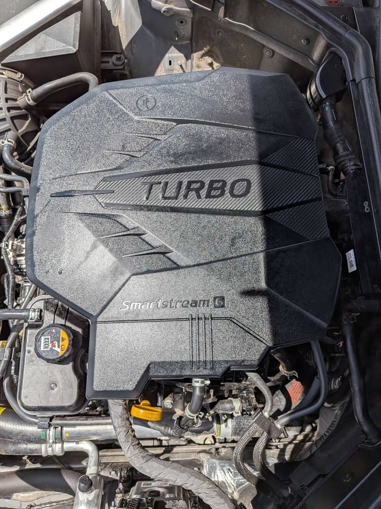 Used 2025 Genesis G70 2.5T RWD image 34