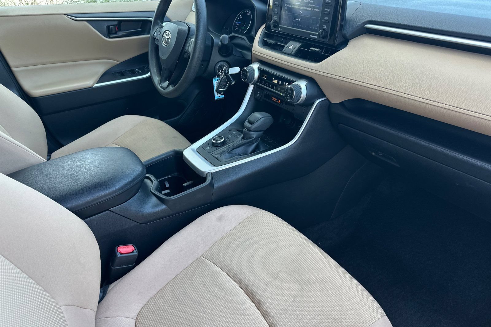 Certified 2022 Toyota RAV4 LE AWD/4WD image 19