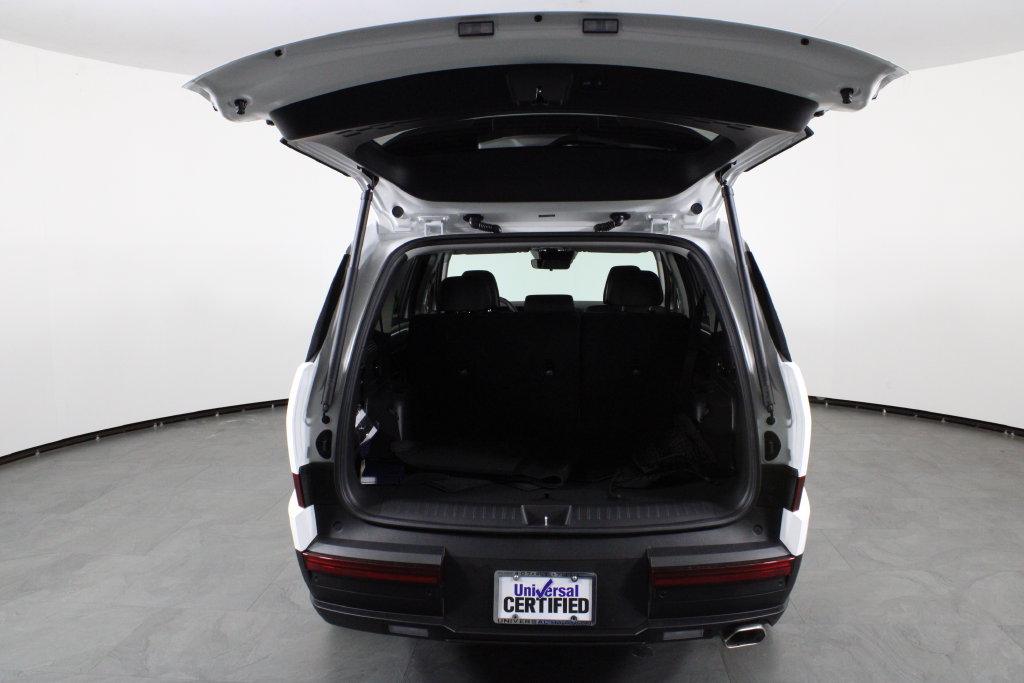 Certified 2027 Hyundai Santa Fe SEL FWD image 17