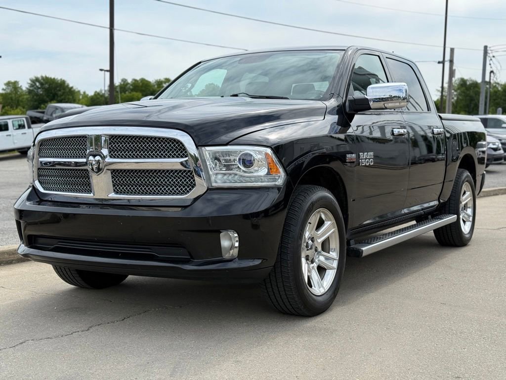 Used 2014 RAM 1500 Limited AWD/4WD image 2