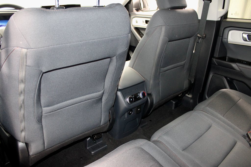 Certified 2025 Ford Explorer Active image 22