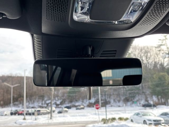 Used 2025 Mercedes-Benz GLB 250 GLB 250 image 36