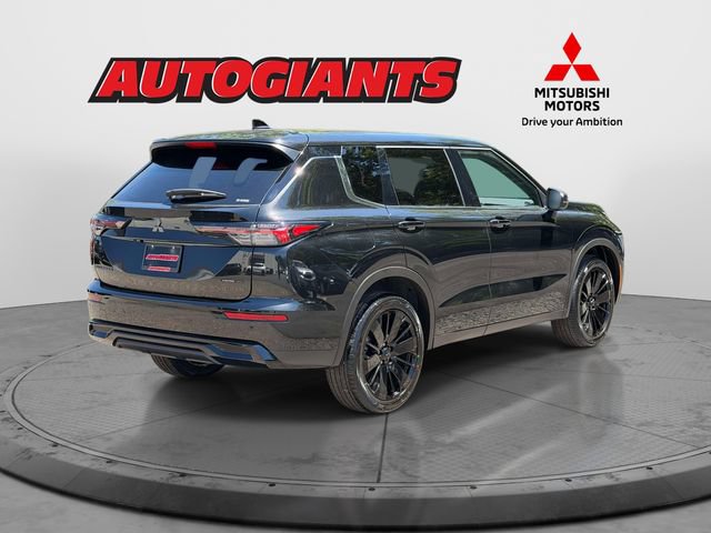 New 2026 Mitsubishi Outlander LE AWD/4WD image 2