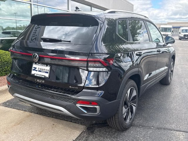 New 2026 Volkswagen Taos SE AWD/4WD image 3