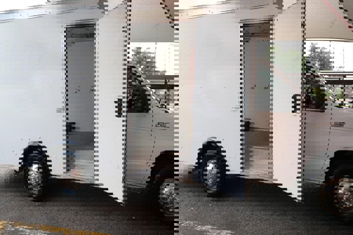 Used 2023 Ford E-350 and Econoline 350 Super Duty w/ Driver's Safety Package image 21