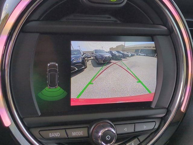 Used 2019 MINI Cooper S w/ Signature Upholstery Package image 19