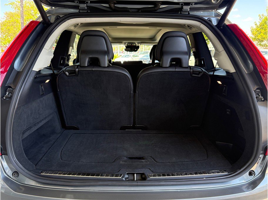 Used 2018 Volvo XC90 T5 Momentum w/ Convenience Package AWD/4WD image 27