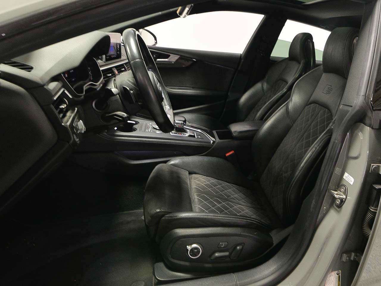 Used 2019 Audi S5 Premium Plus w/ Premium Plus AWD/4WD image 9