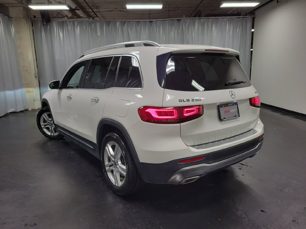 Used 2022 Mercedes-Benz GLB 250 4MATIC image 6