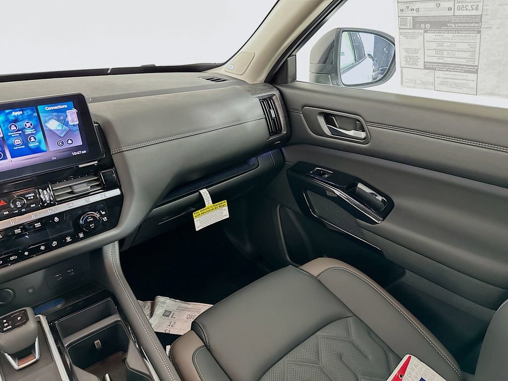 New 2026 Nissan Pathfinder Platinum image 30