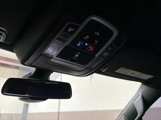 Used 2019 RAM 1500 Limited AWD/4WD image 23