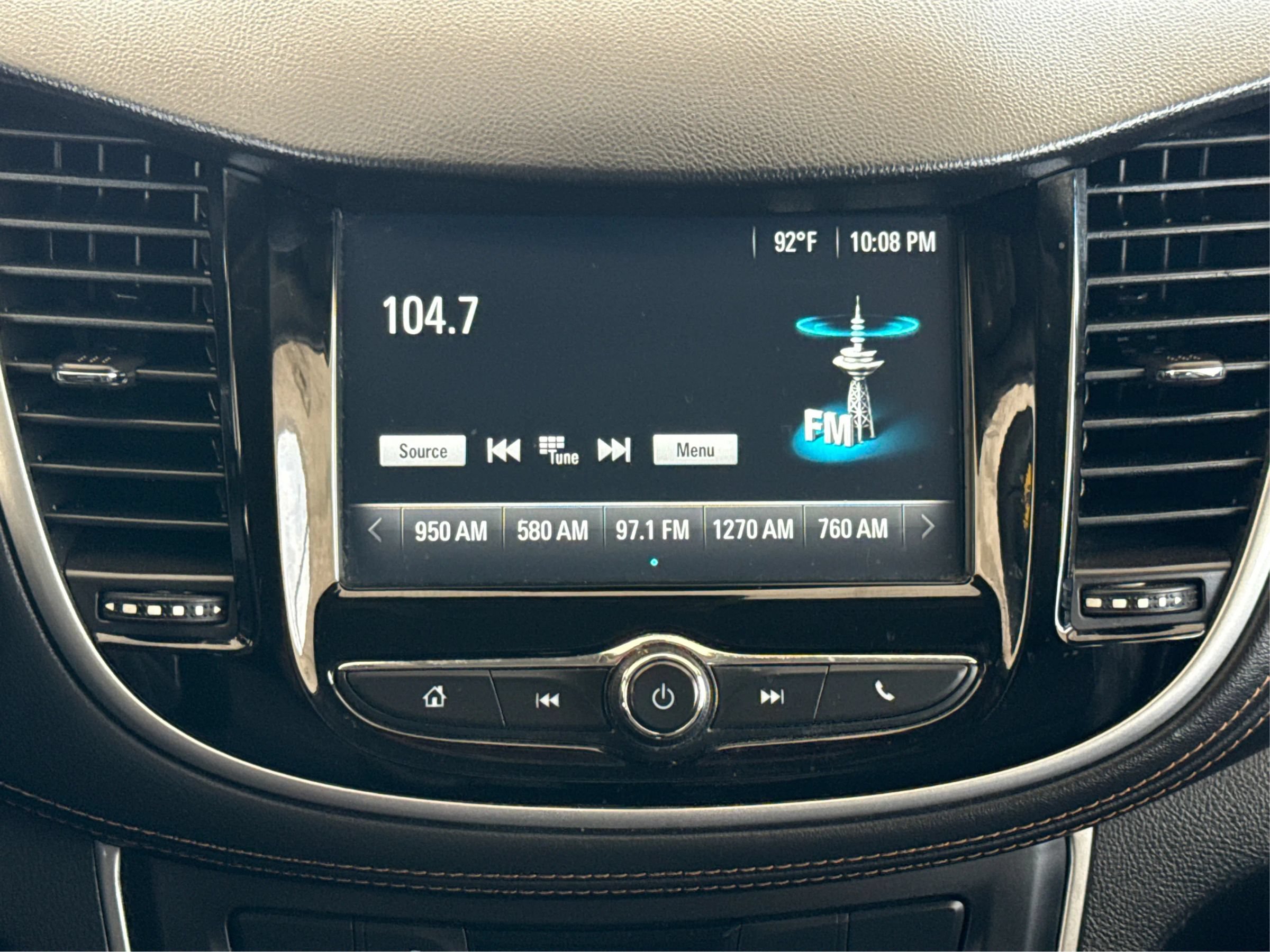 Used 2017 Chevrolet Trax LT w/ LT Convenience Package FWD image 14