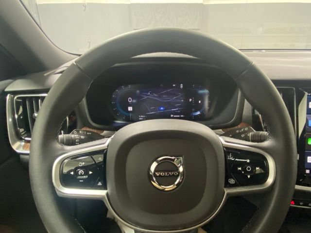 Certified 2025 Volvo V60 B5 Cross Country Plus AWD/4WD image 15