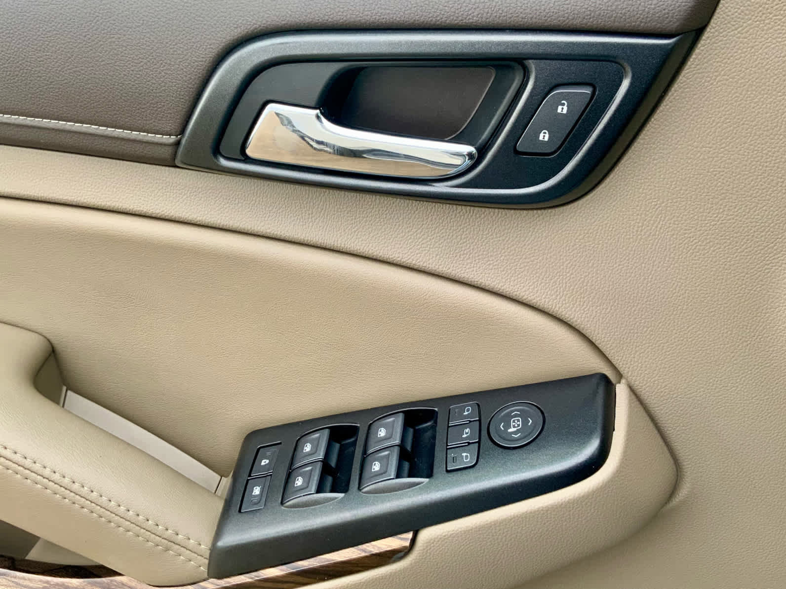 Used 2019 GMC Yukon XL SLT w/ Open Road Package image 53