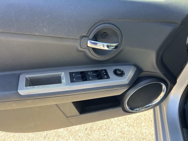 Used 2010 Dodge Avenger R/T FWD image 16