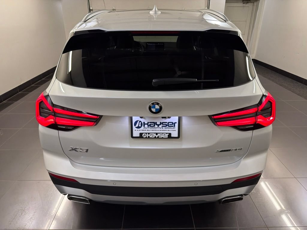 Used 2023 BMW X3 xDrive30i w/ Premium Package AWD/4WD image 5