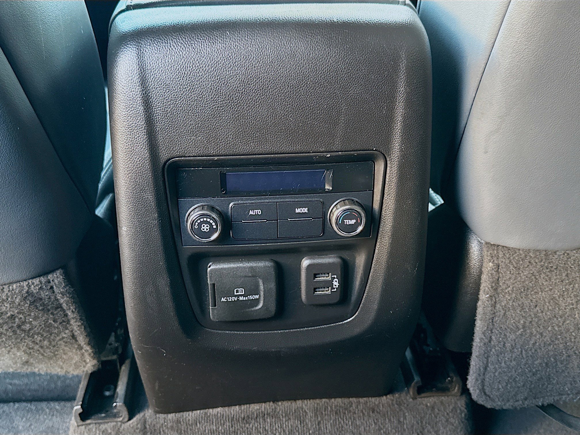 Used 2021 Buick Enclave Essence w/ Sound and Sites Package image 22