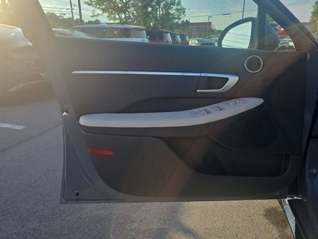New 2026 Hyundai Sonata SEL FWD image 13