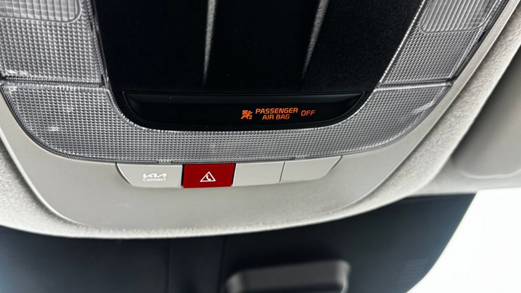 New 2026 Kia Niro EX FWD image 30