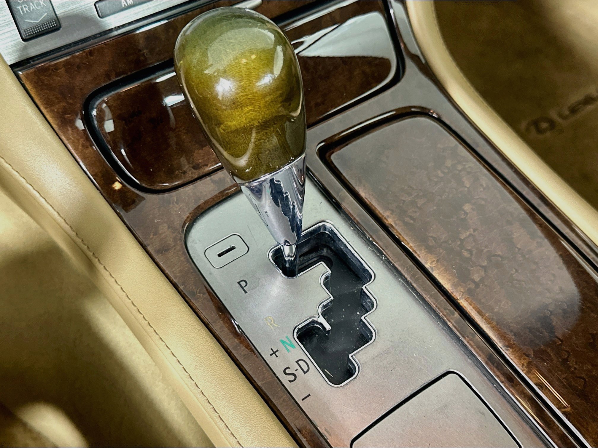 Used 2006 Lexus SC 430 Convertible RWD image 24