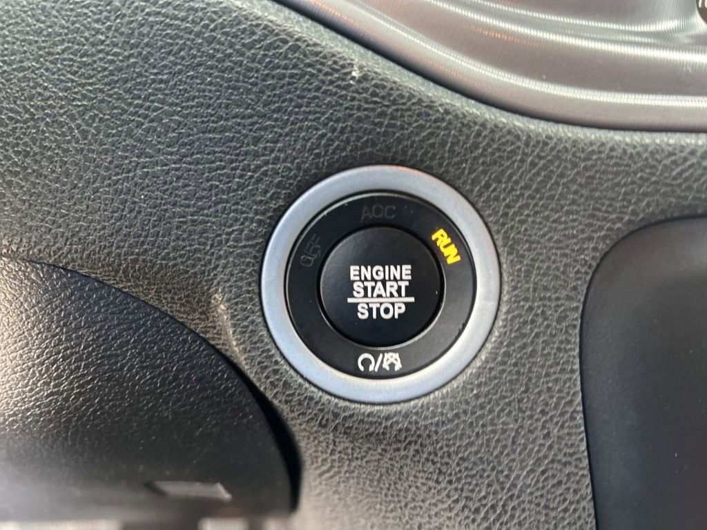 Used 2023 Dodge Charger GT image 39