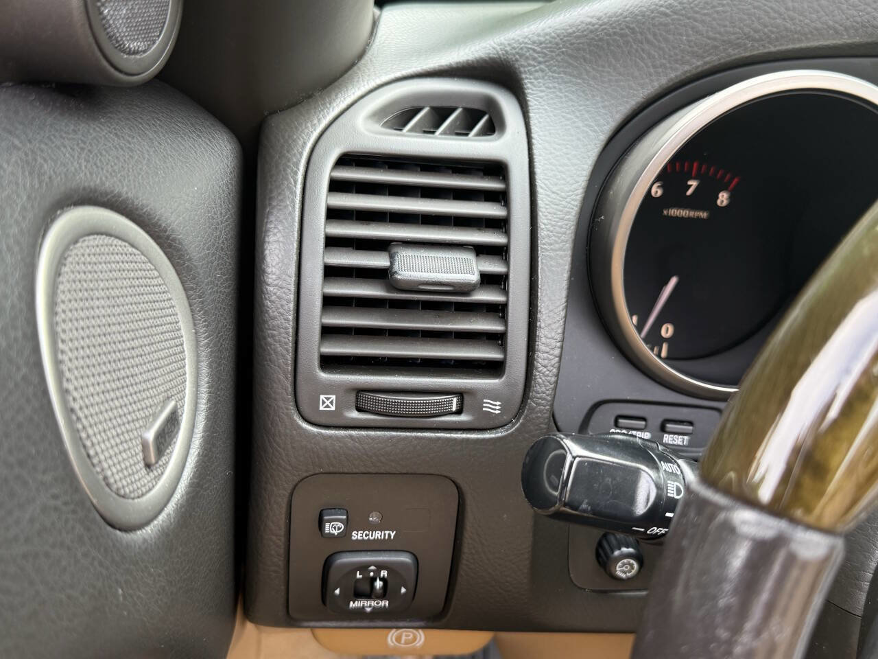 Used 2008 Lexus SC 430 Convertible image 25