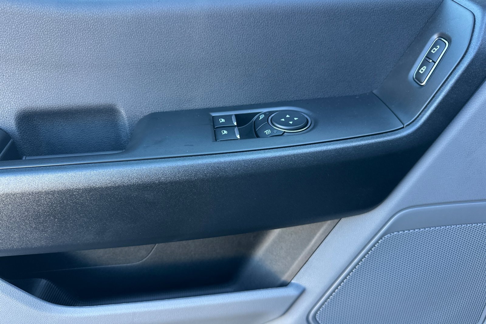 New 2025 Ford F550 2WD Regular Cab Super Duty image 11