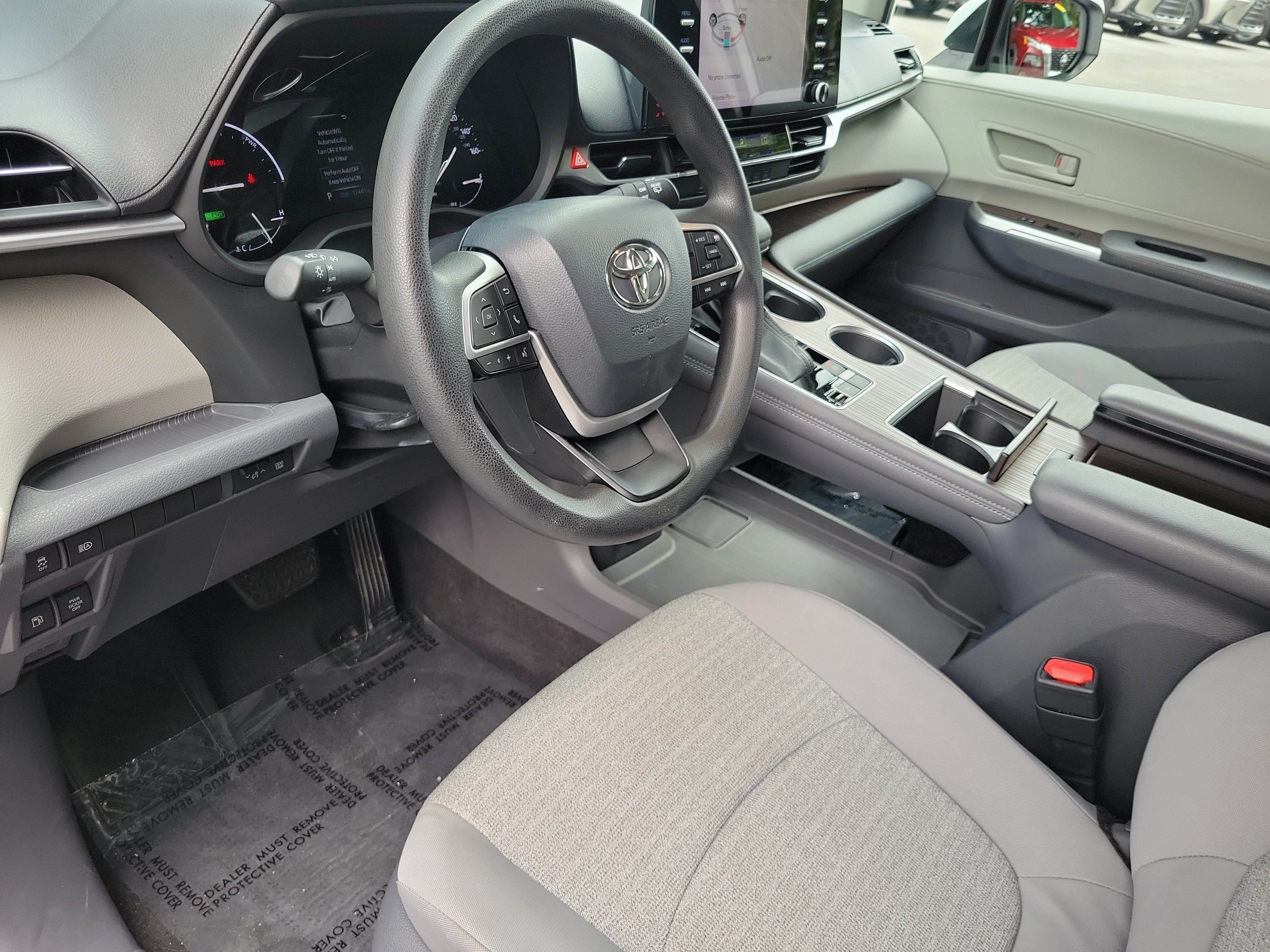 Used 2021 Toyota Sienna LE w/ LE Plus Package FWD image 19
