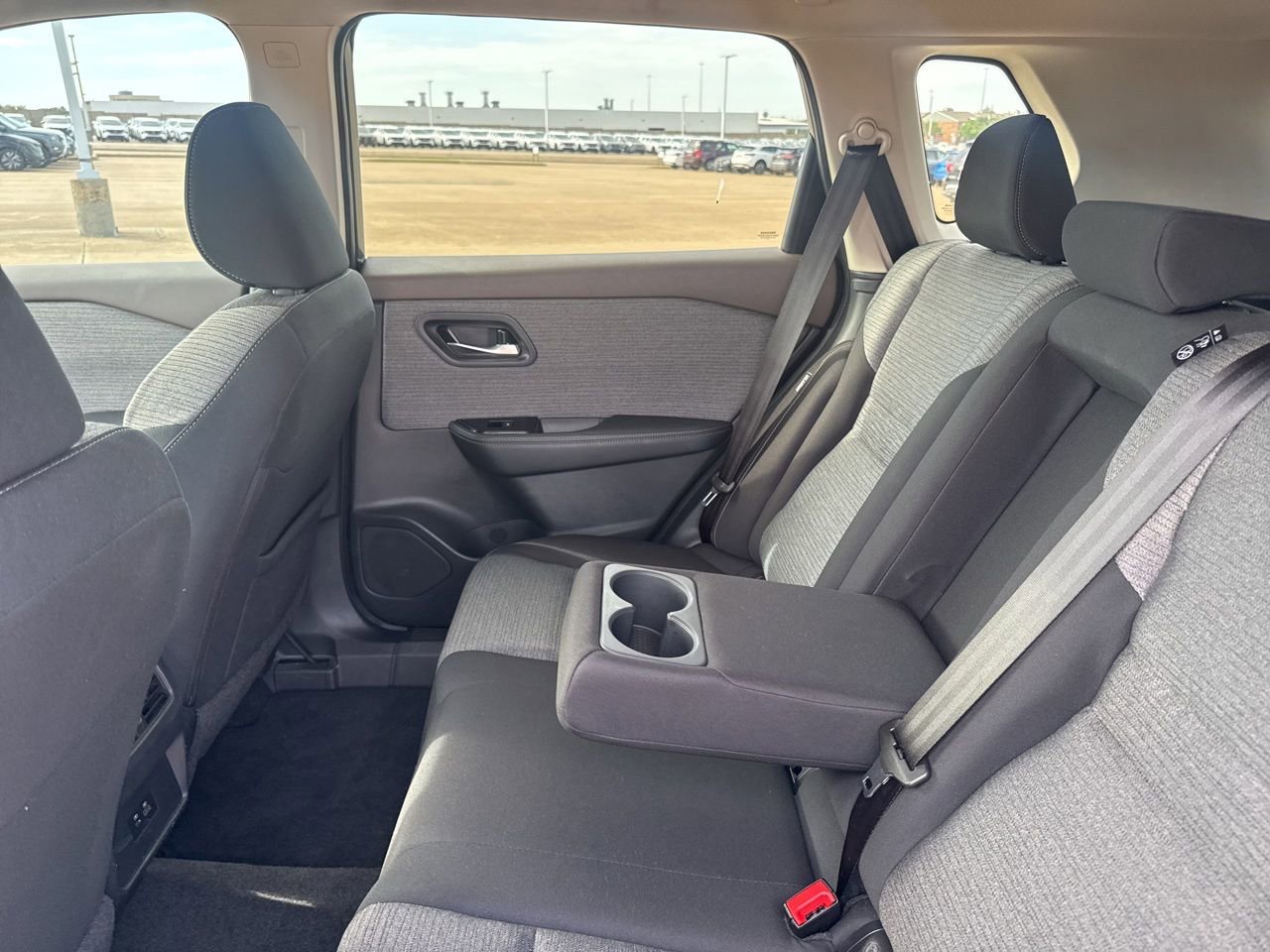 Certified 2023 Nissan Rogue SV FWD image 37