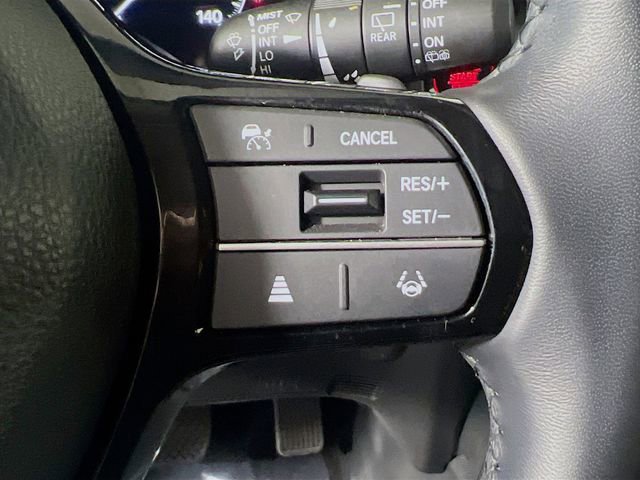 Certified 2025 Honda Pilot Touring image 18