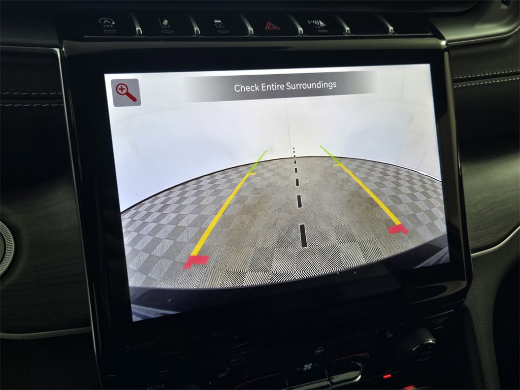 New 2025 Jeep Grand Cherokee L Altitude image 19