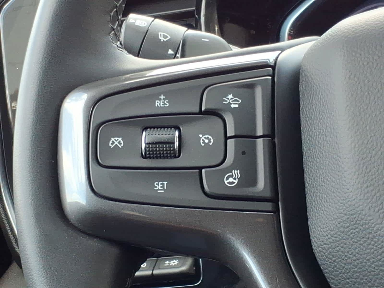 Certified 2023 Chevrolet Silverado 1500 High Country w/ Technology Package AWD/4WD image 18