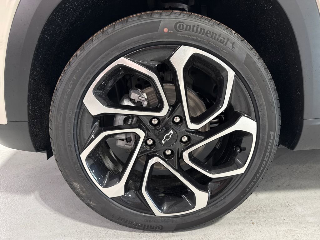New 2026 Chevrolet Trax RS FWD image 46