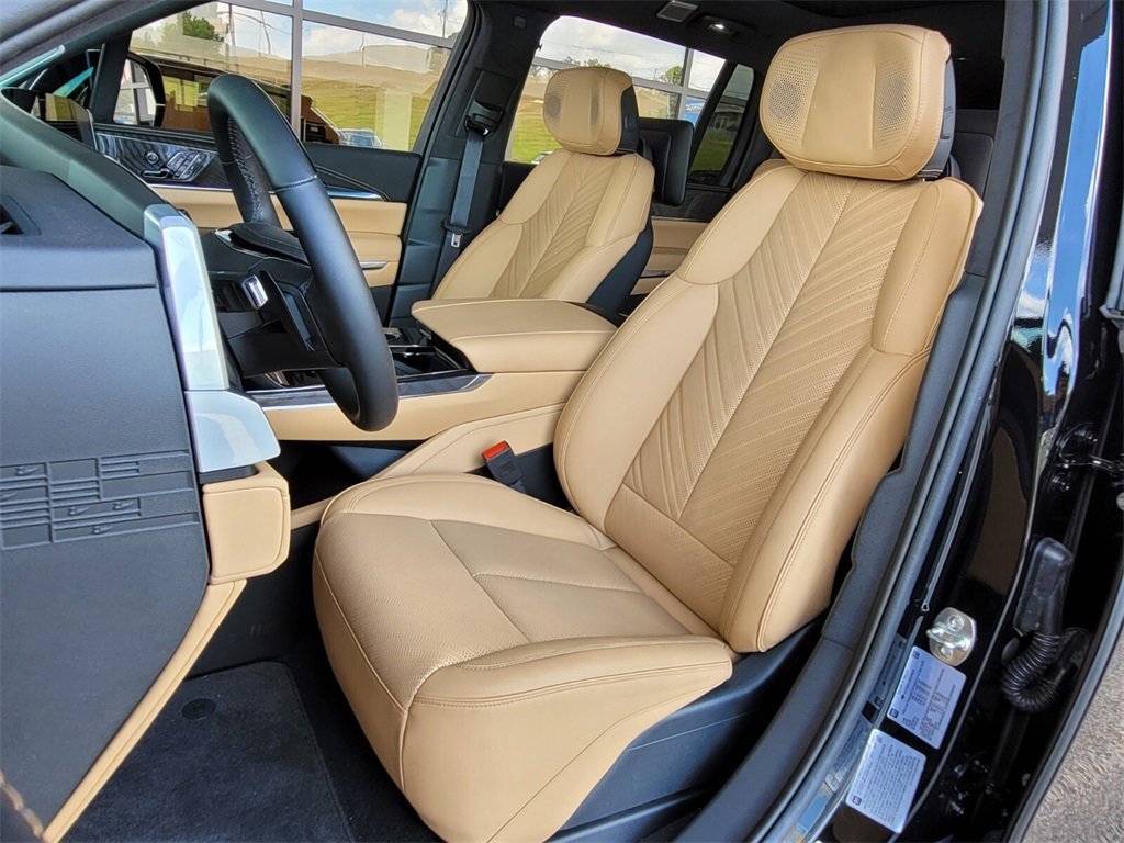 New 2025 Cadillac Escalade IQ Luxury 2 image 12