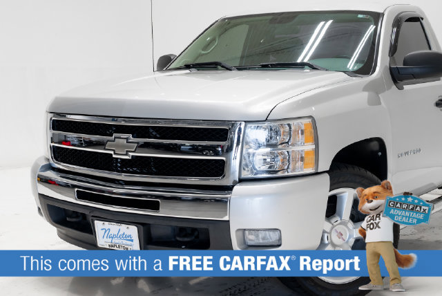 Used 2011 Chevrolet Silverado 1500 W/T w/ LS Package RWD image 2