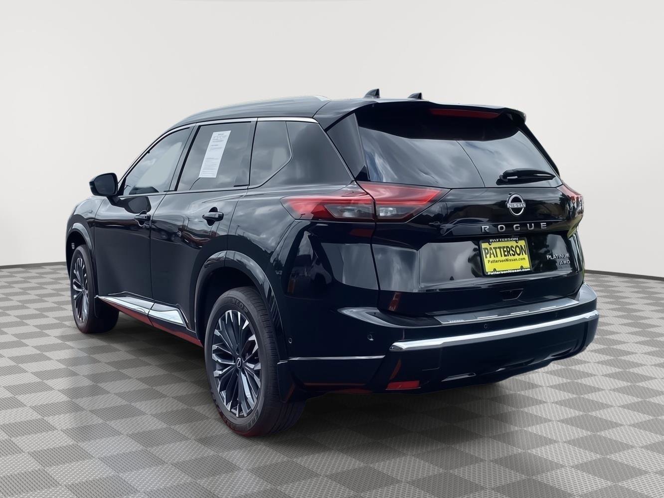 Used 2025 Nissan Rogue Platinum w/ Tech Package AWD/4WD image 7