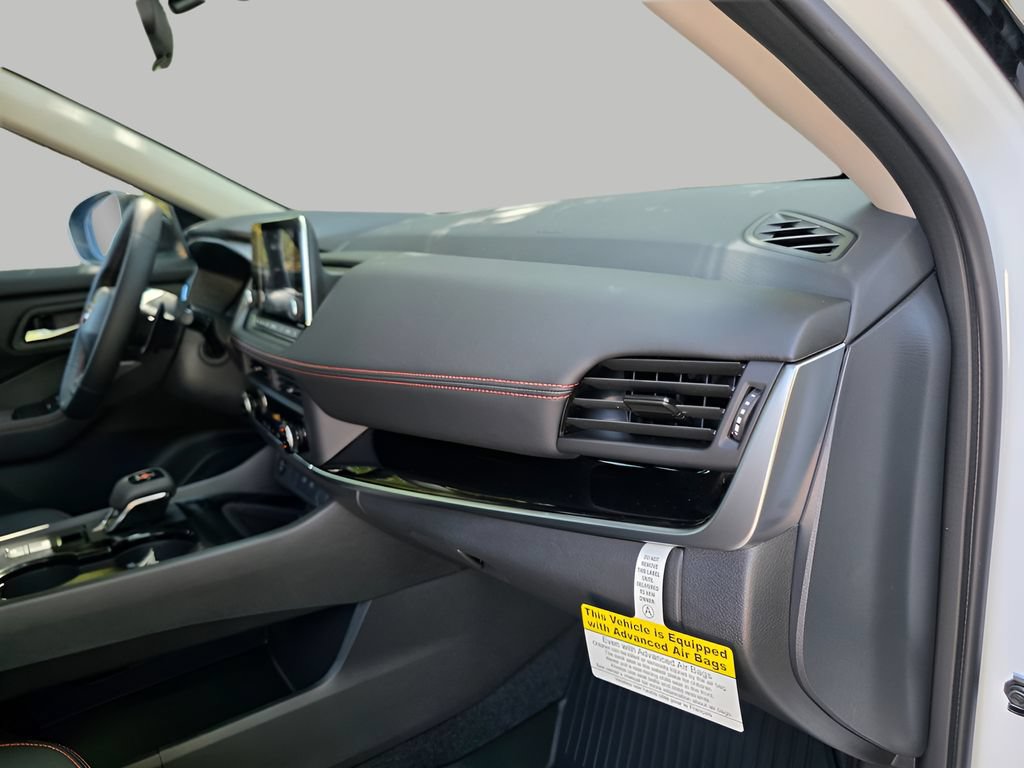 New 2026 Nissan Rogue SV AWD/4WD image 13