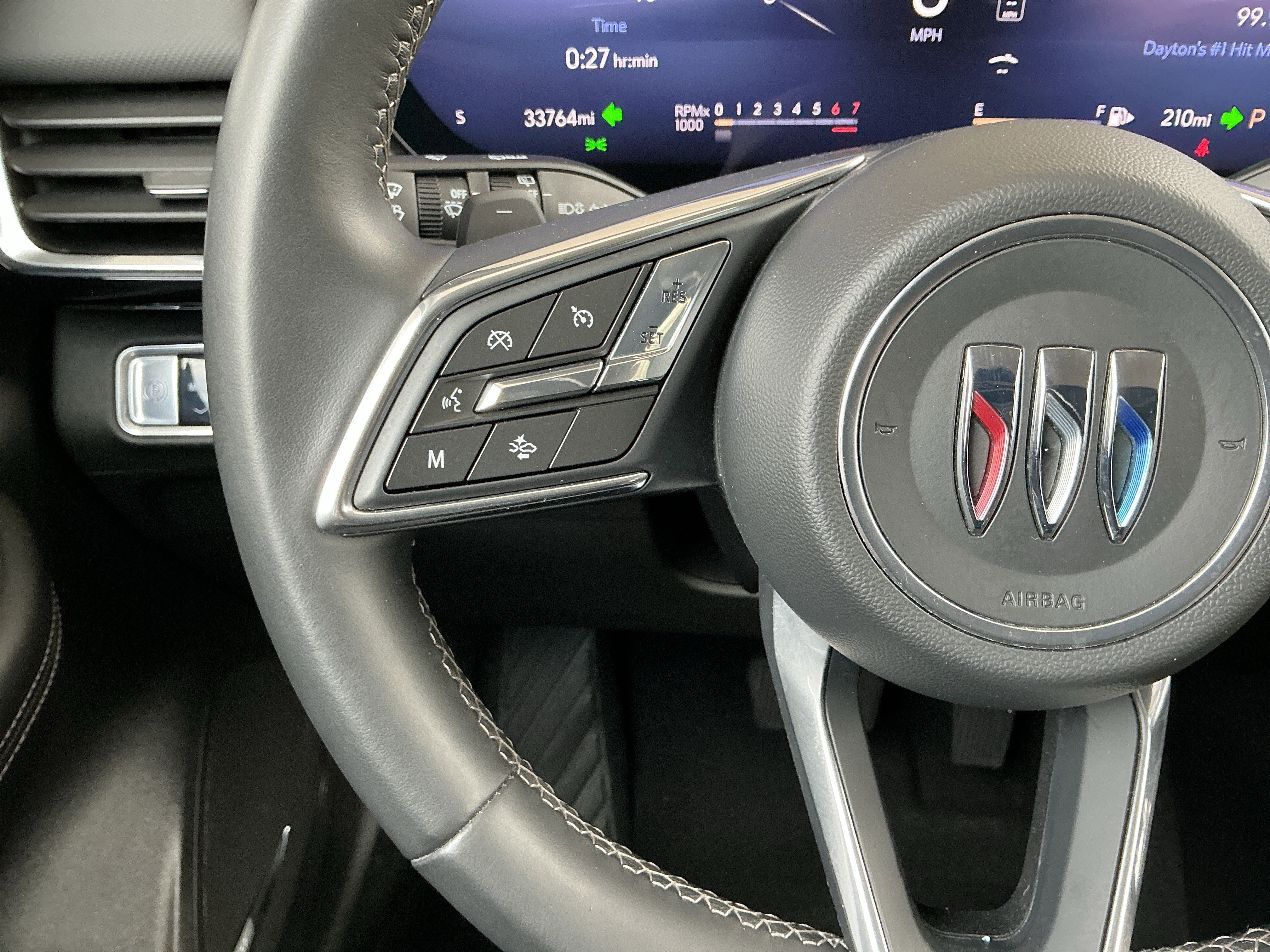 Used 2024 Buick Envision Preferred image 12