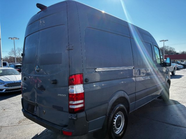 Used 2018 Mercedes-Benz Sprinter 2500 image 5