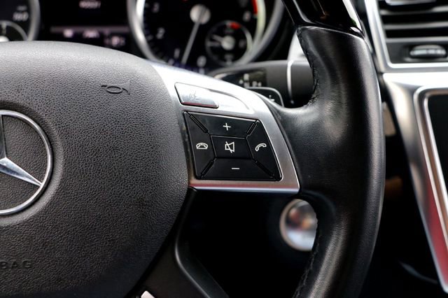 Used 2013 Mercedes-Benz GL 550 4MATIC image 13