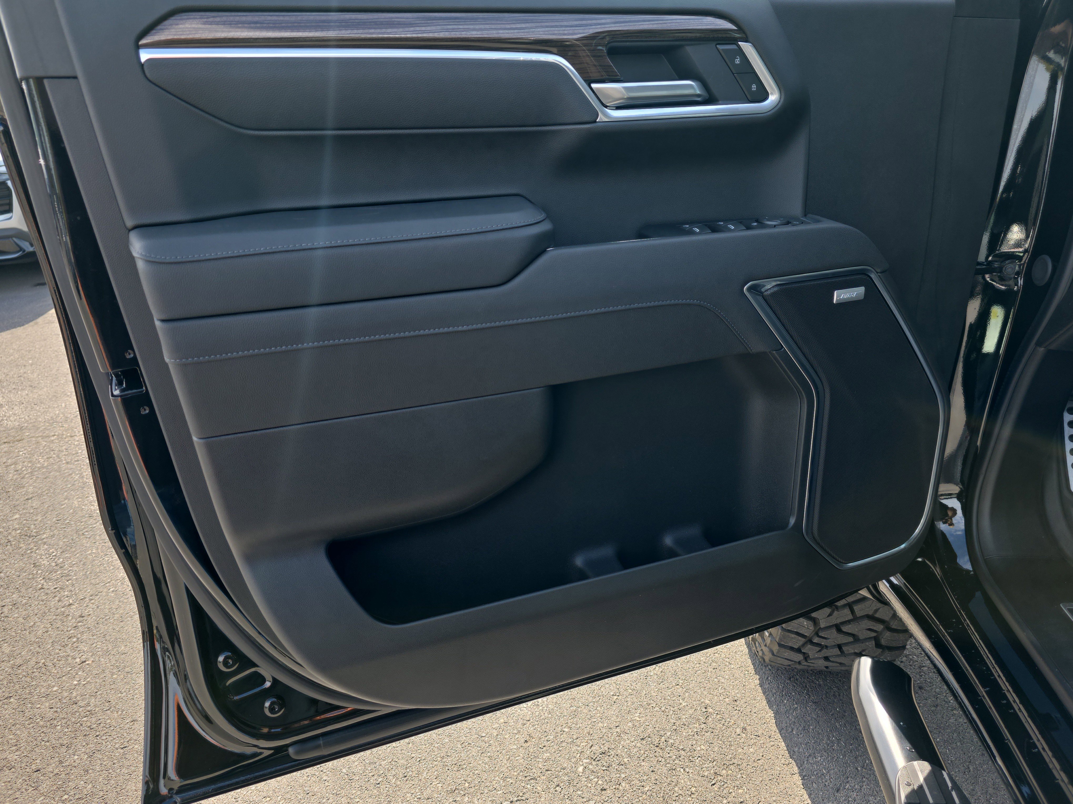 New 2025 Chevrolet Silverado 1500 RST image 15