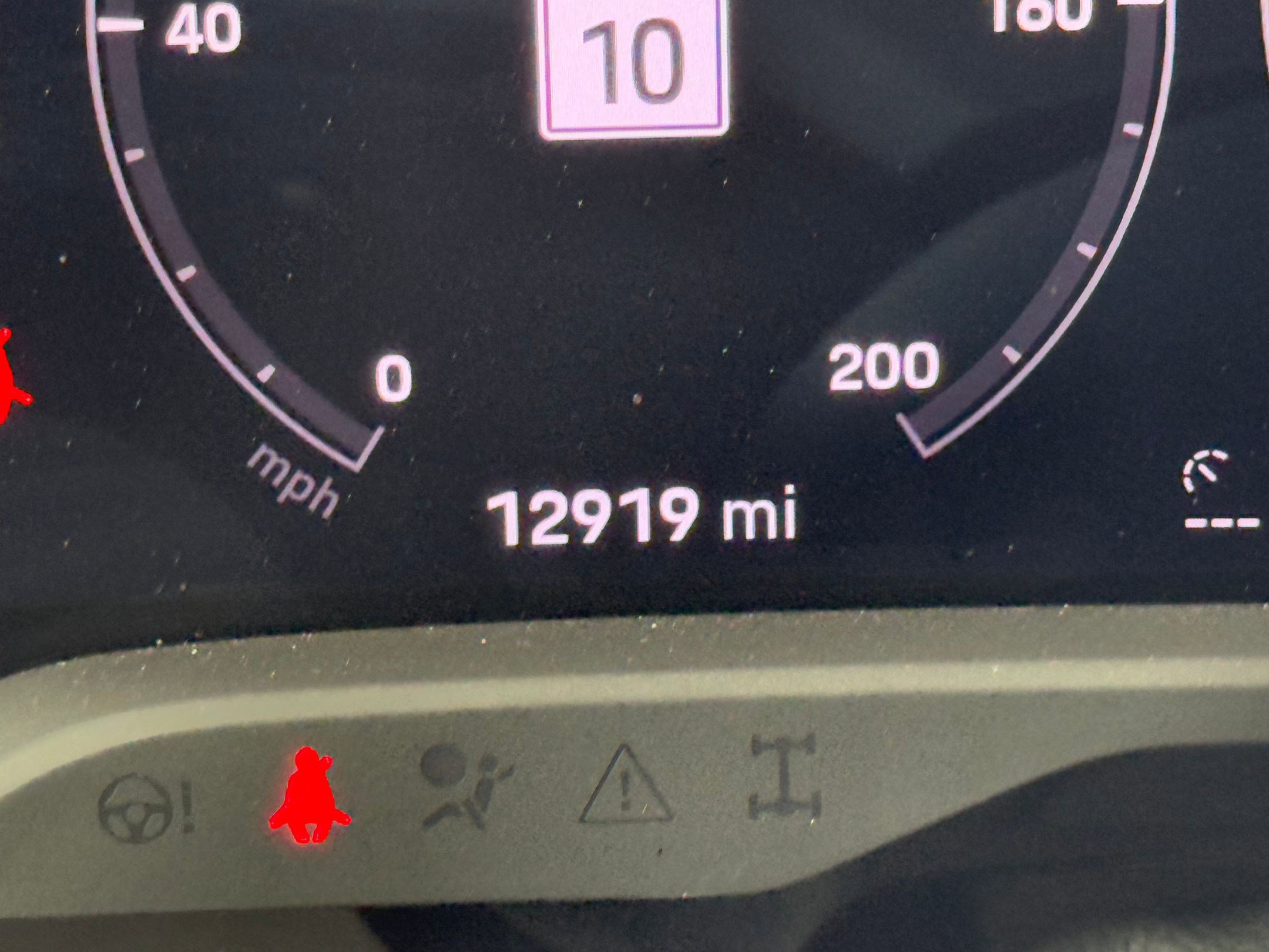 Used 2022 Porsche Taycan image 30