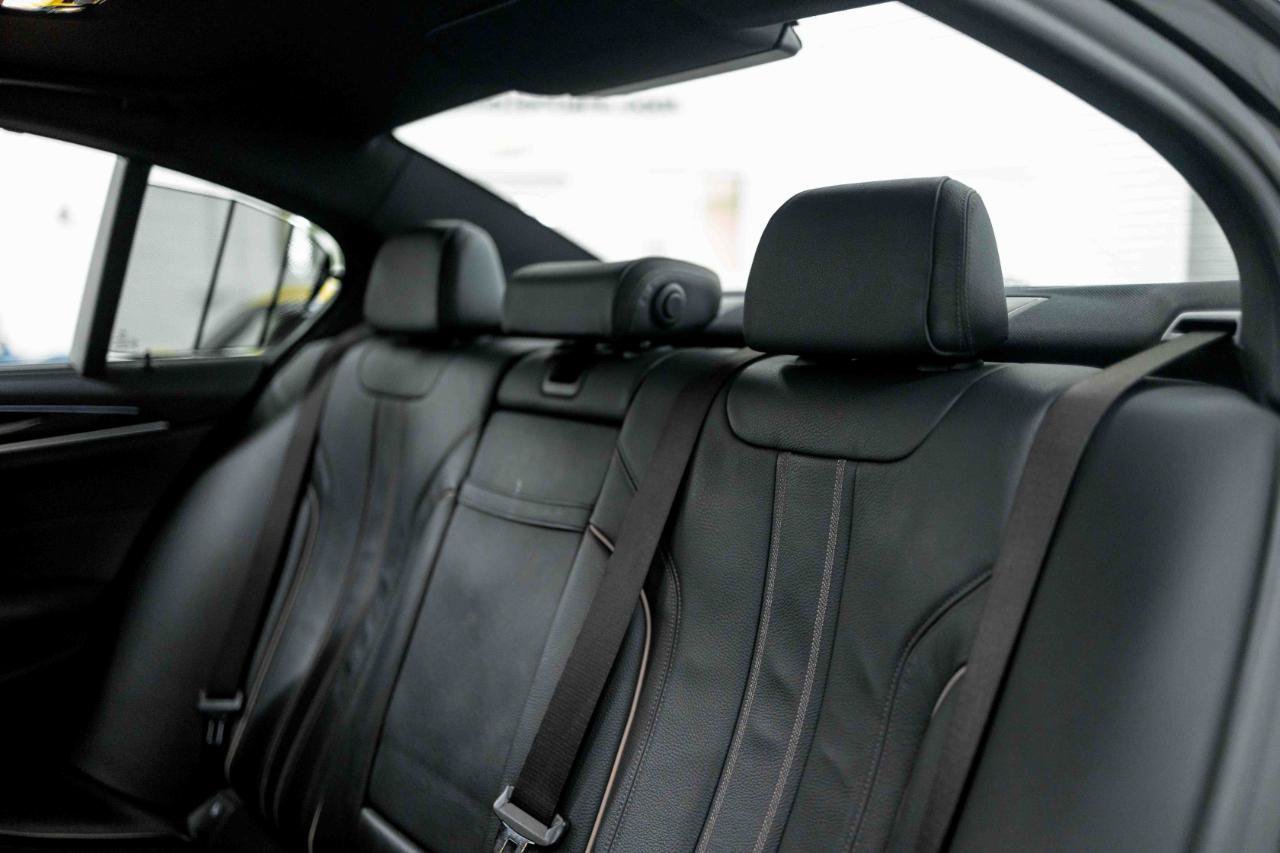 Used 2019 BMW 540i w/ M Sport Package RWD image 50