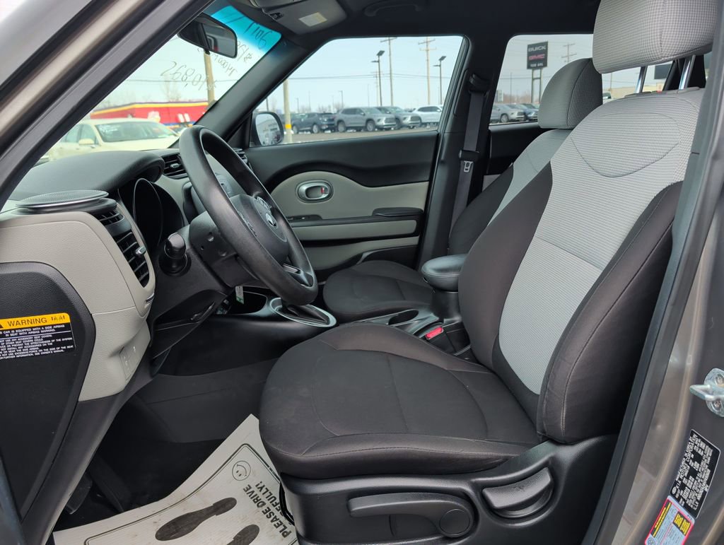 Used 2017 Kia Soul image 8