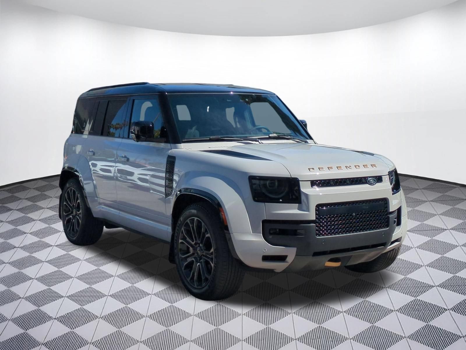 New 2026 Land Rover Defender 110 OCTA AWD/4WD image 7