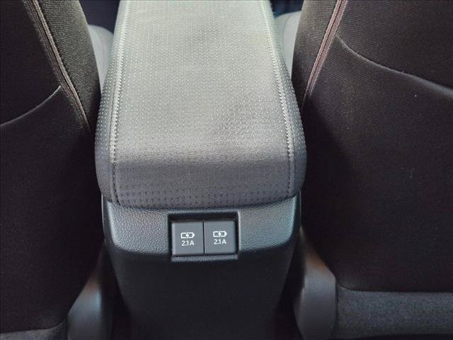 Certified 2022 Toyota Prius LE FWD image 17