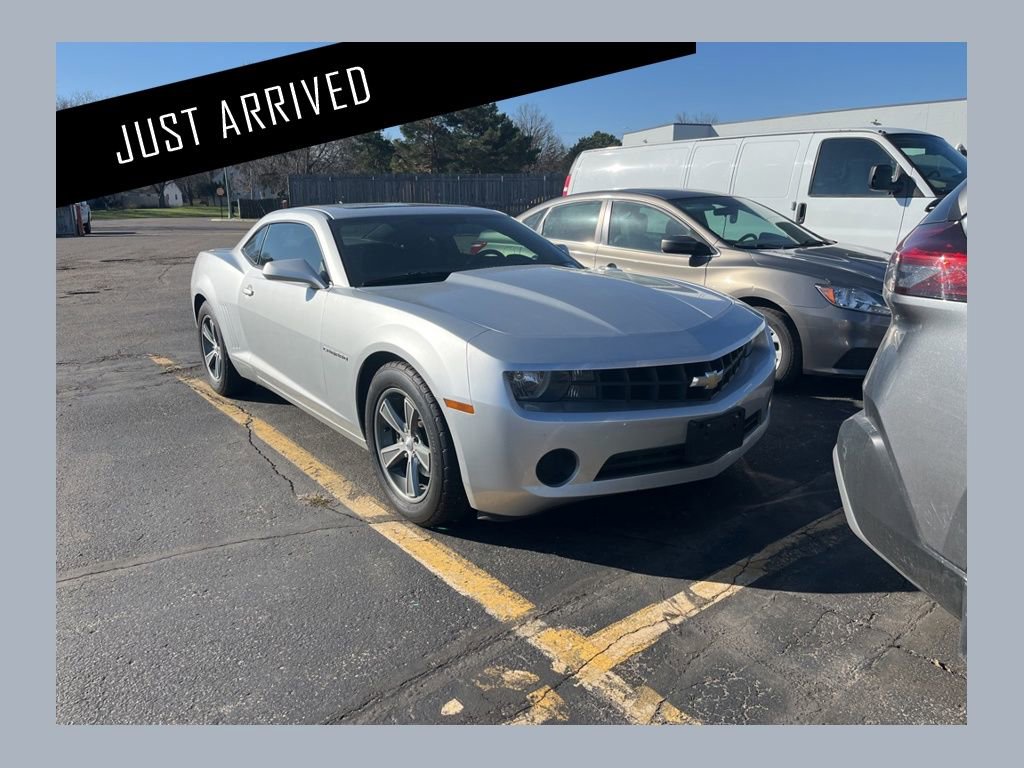 Used 2012 Chevrolet Camaro LS RWD image 1