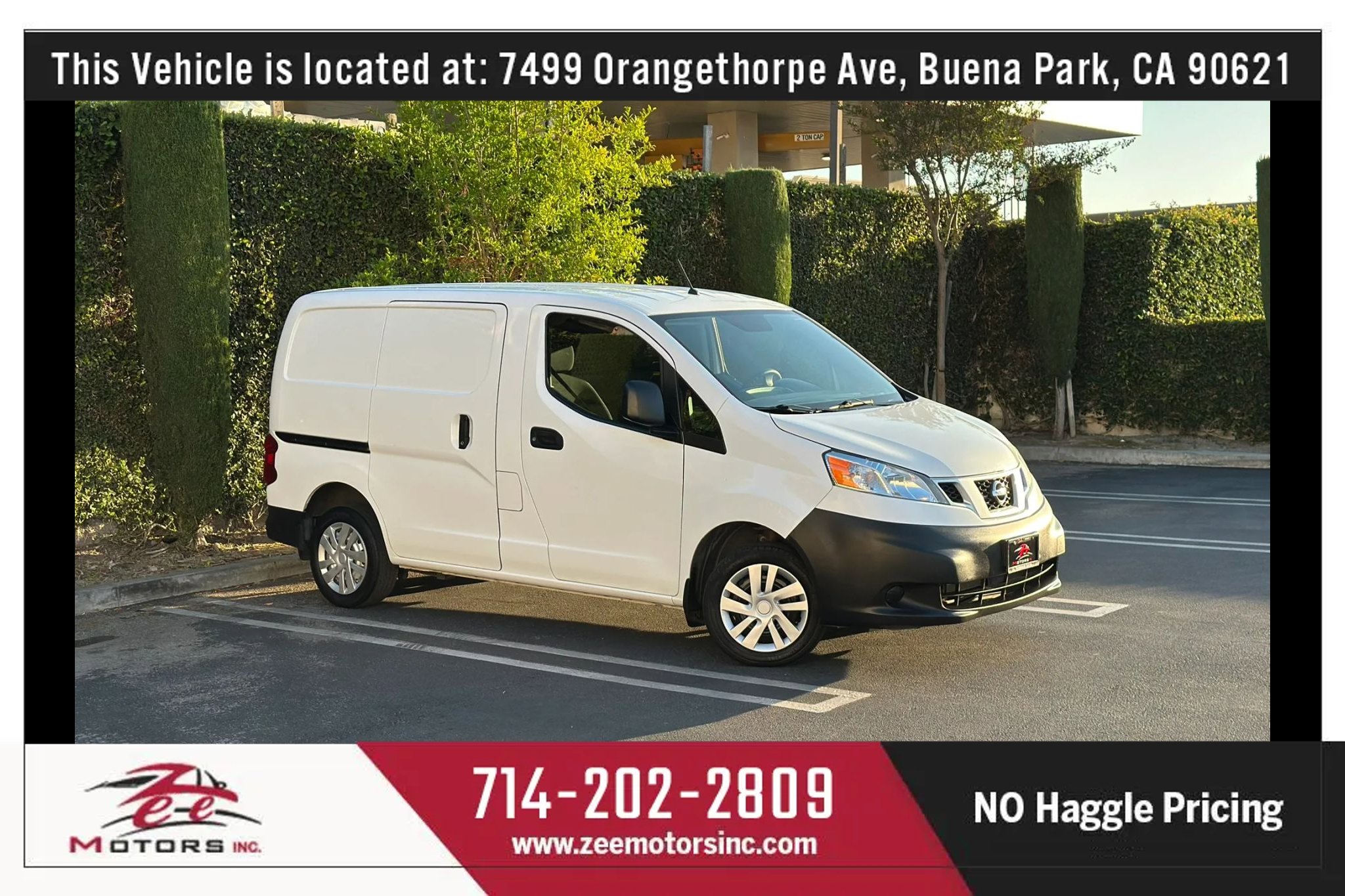 Used 2017 Nissan NV200 S FWD image 2