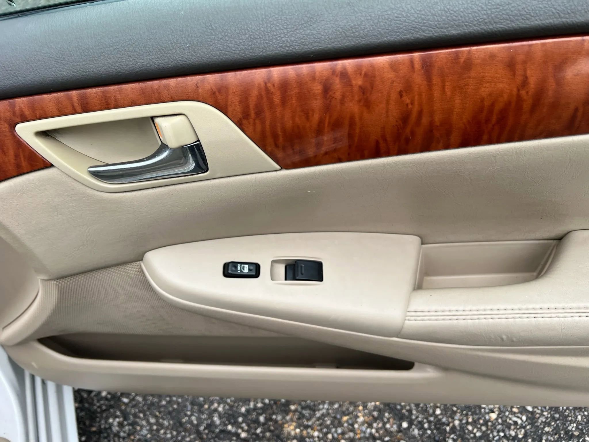 Used 2007 Toyota Solara SLE image 21