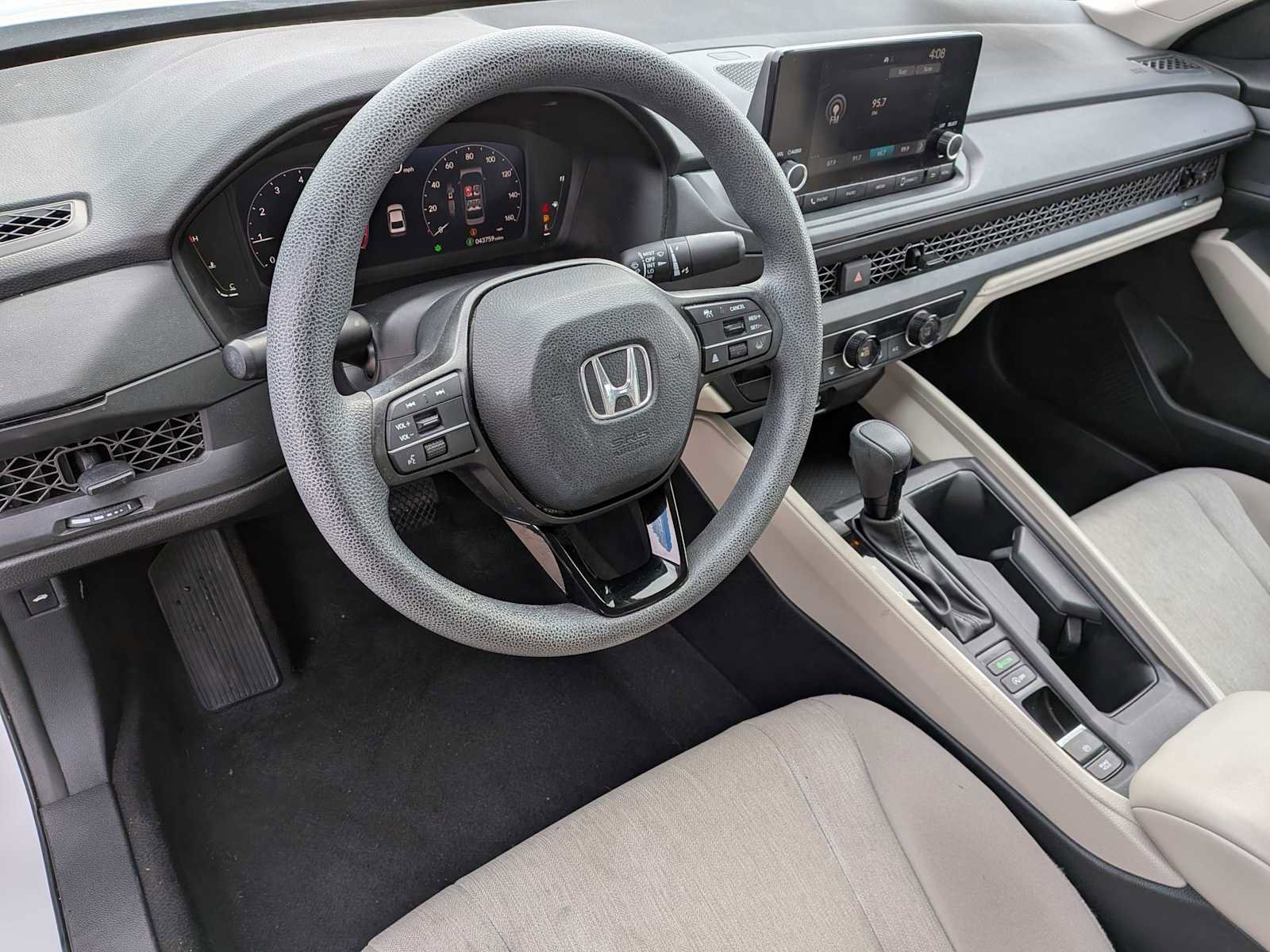Certified 2023 Honda Accord LX image 2